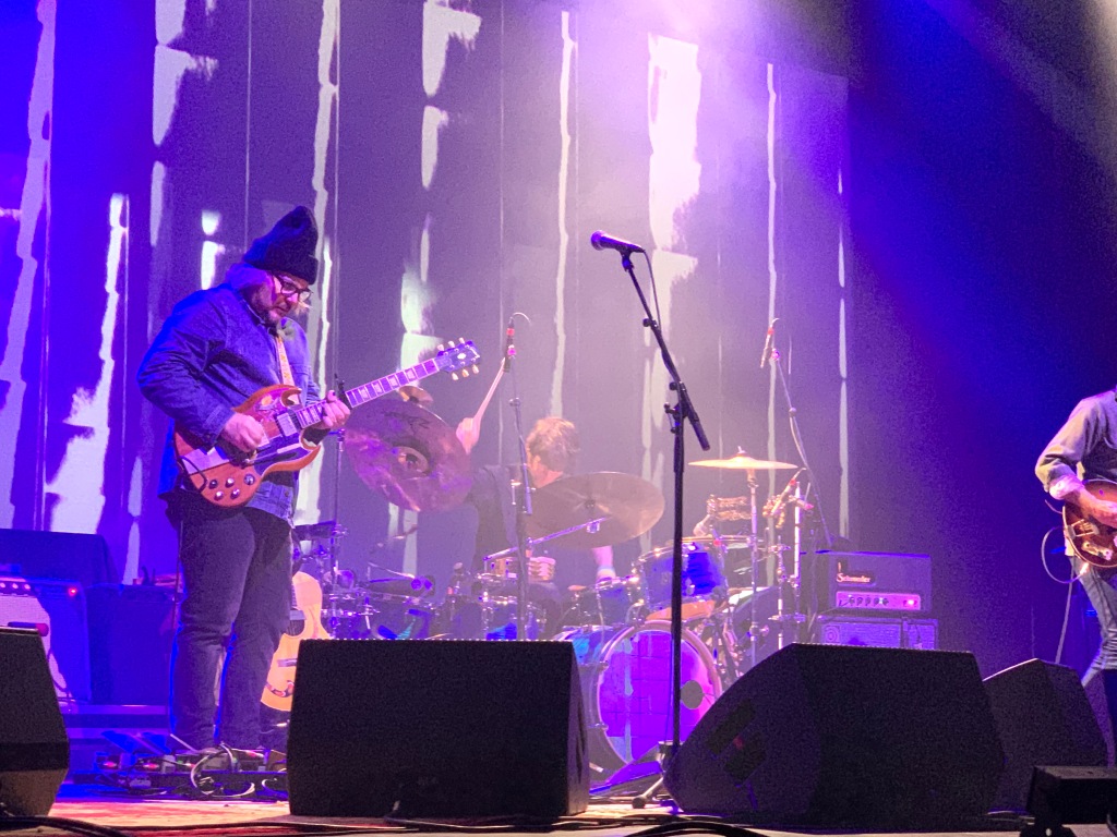wilco's Jeff Tweedy and drummer Glenn Kotche at Saint Paul's Palace Theater, photo by beth nault-warner